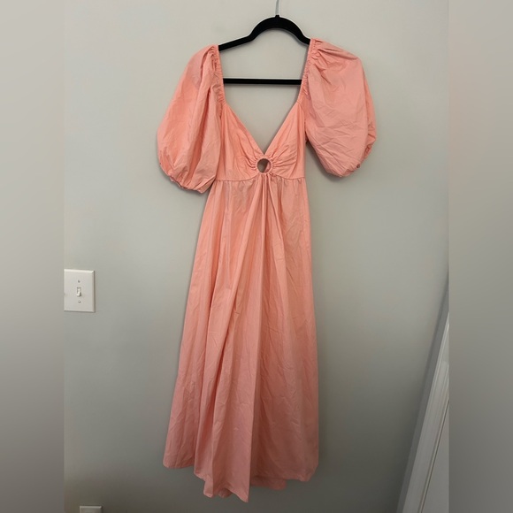 NWT Abercrombie & Fitch Light Pink O-Ring Puff Sleeve Midi Dress - Picture 2 of 6